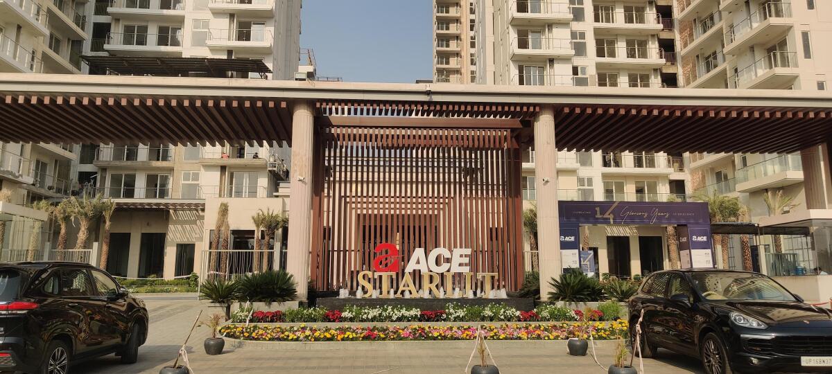 ACE Starlit luxury apartments in Sector 152 Noida